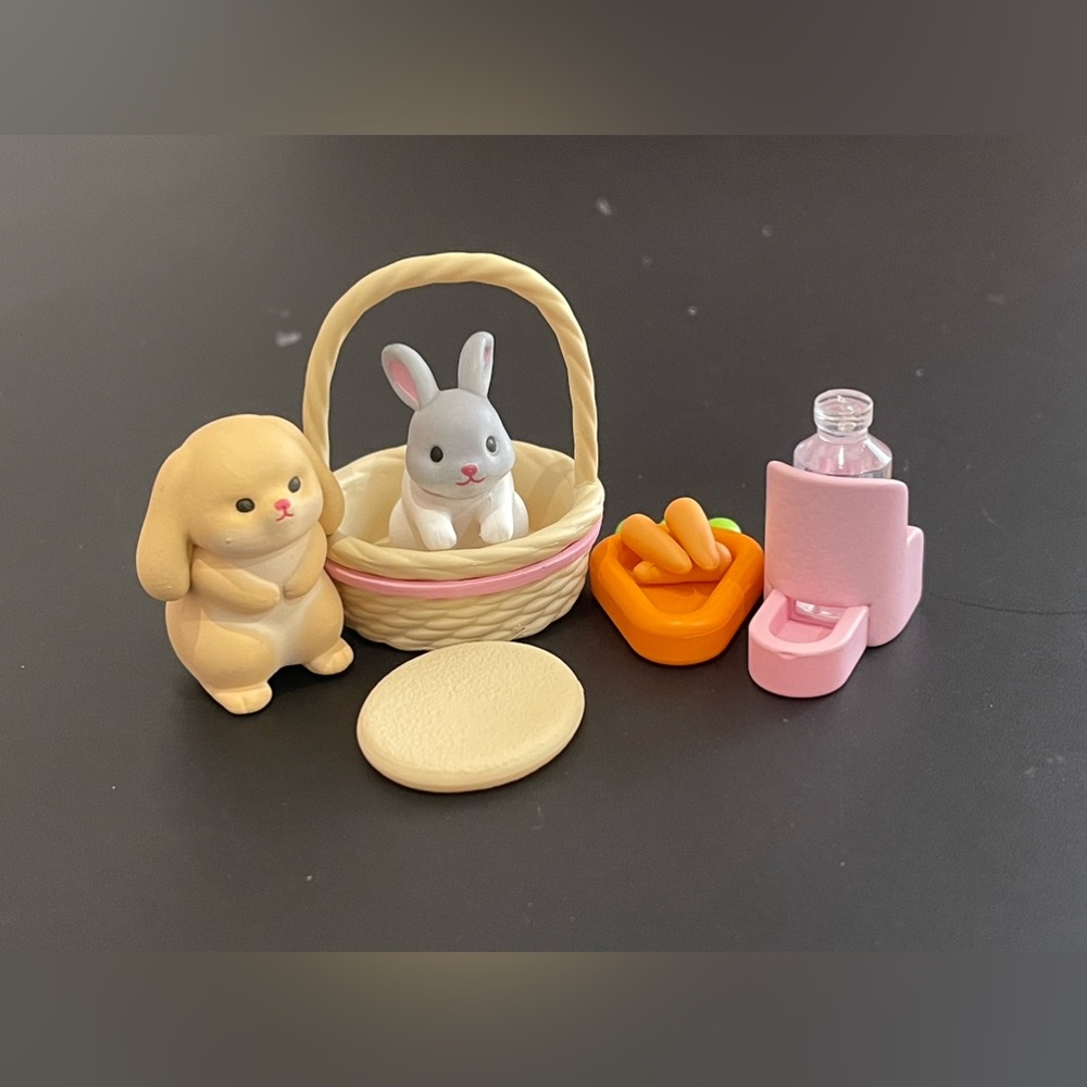 POPMART Pet Paradise. Rabbit Basket.